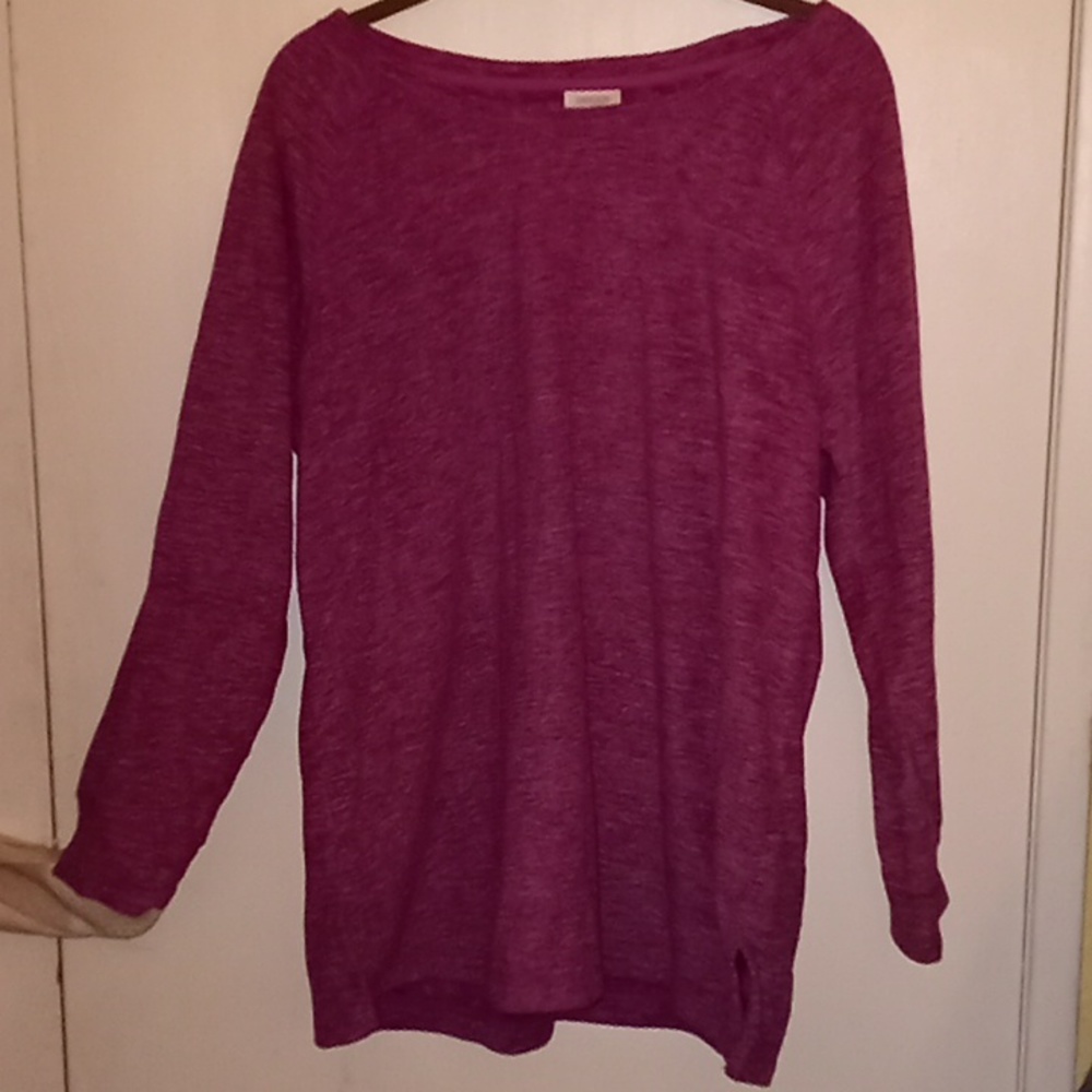 Pre-loved Danskin Now sweater